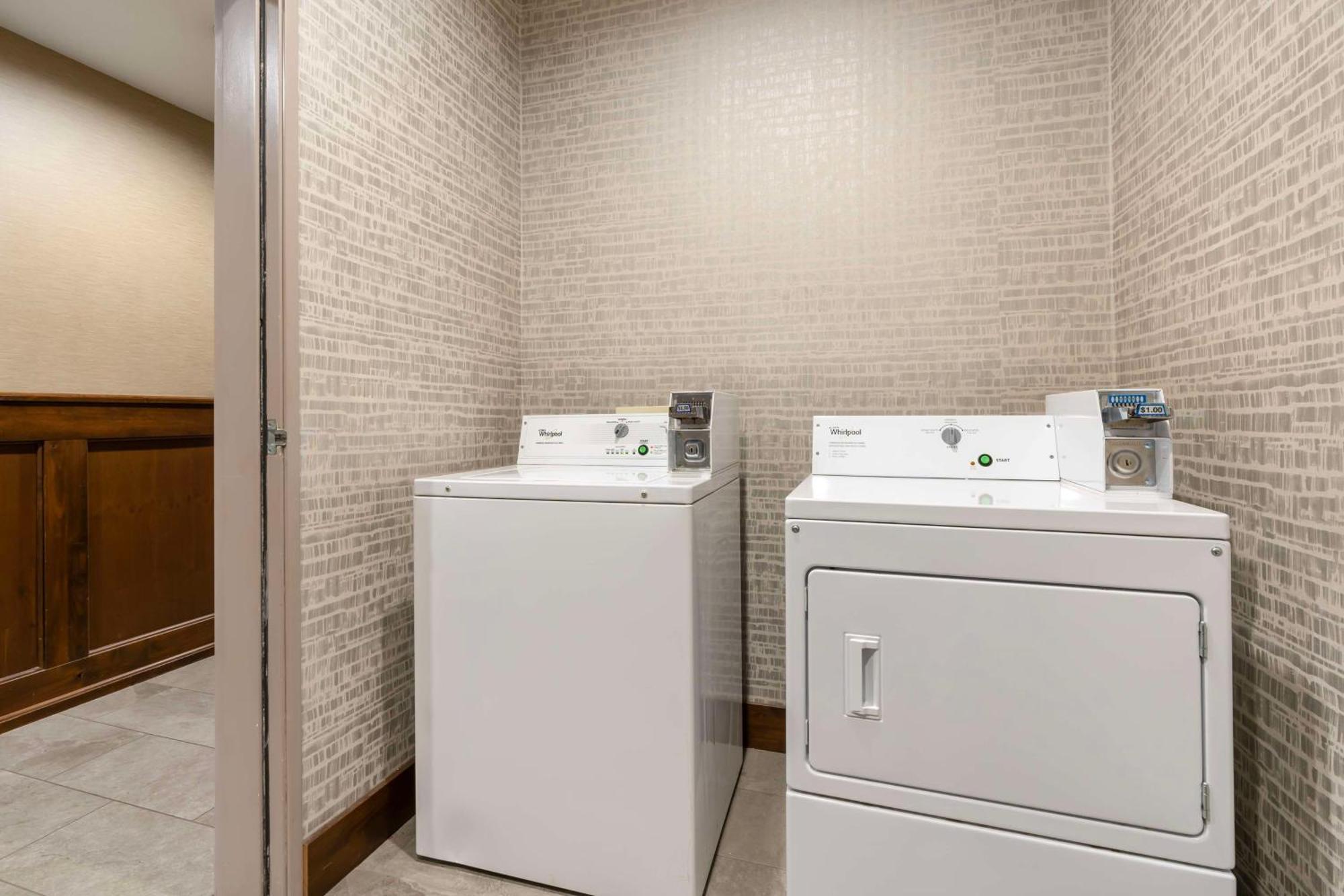 Best Western Bend North Екстер'єр фото